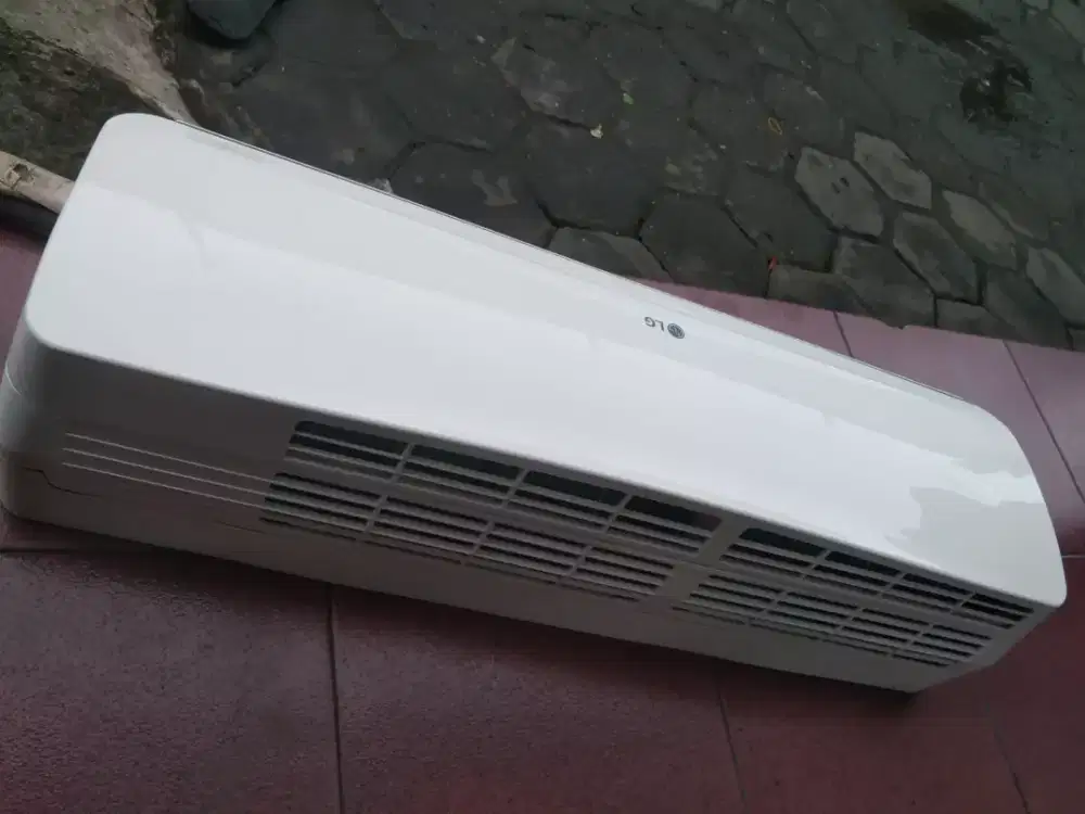 D jual indor ac 1/2 pk bisa sama pasang dan freon