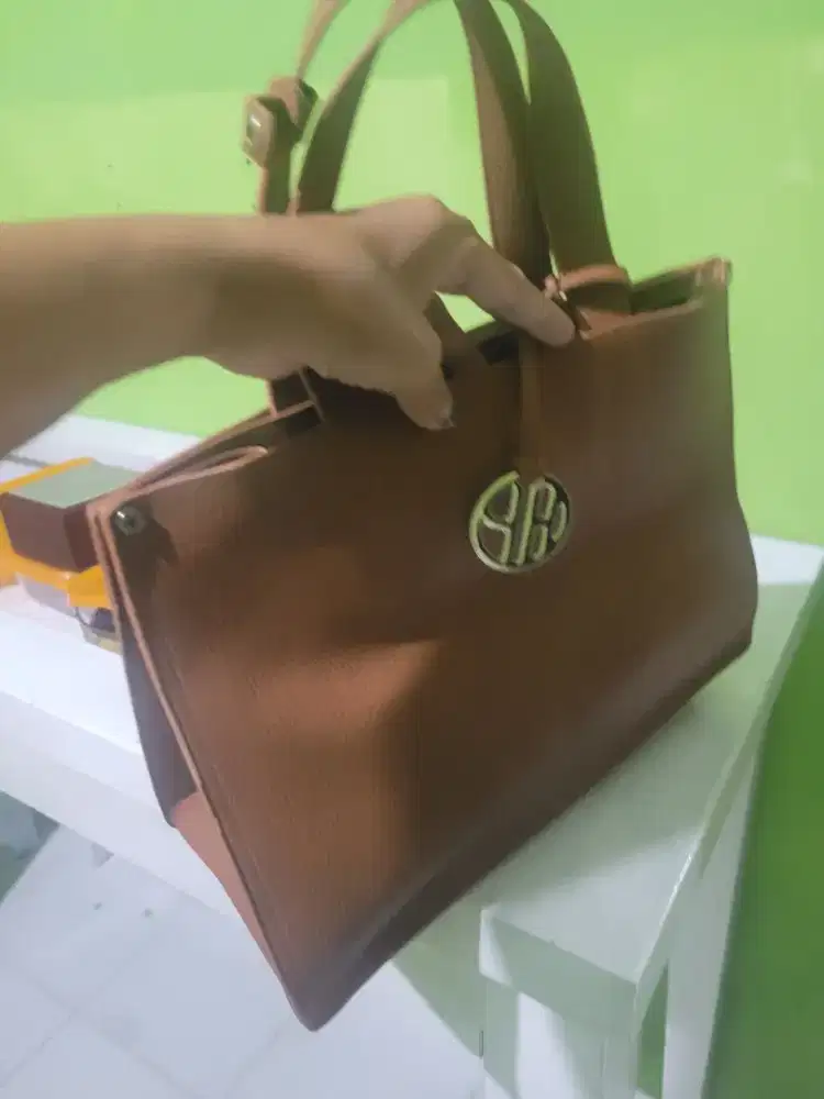 Tas pribadi huspupes nego