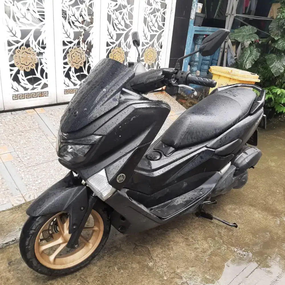 Yamaha Nmax 2018 ss lengkap mesin bagus pajak panjang 2027,BKS Kab