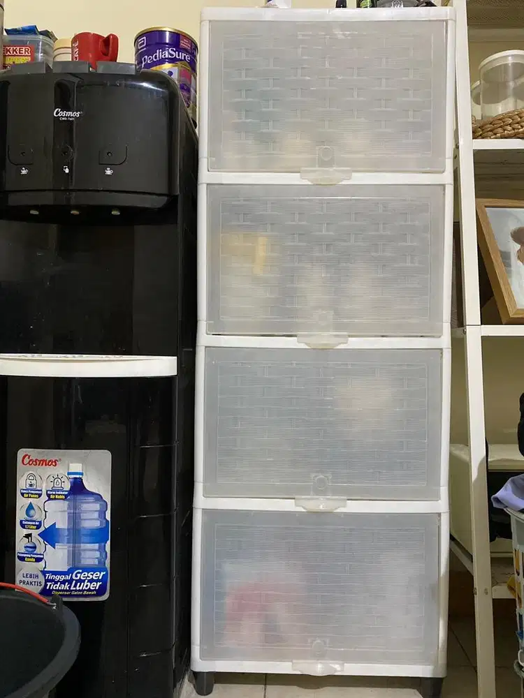 Lemari rak piring plastik