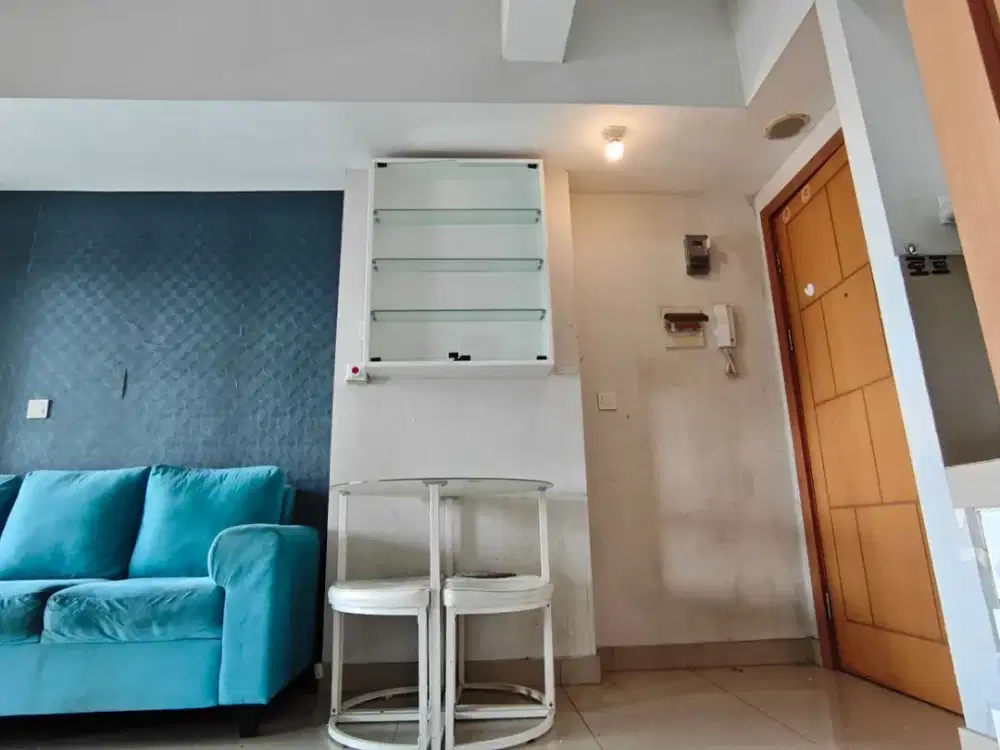 Disewakan Apartemen The Nest di Puri Dengan 2 Kamar Tidur Kondisi Furnish Luas 44 m2 Harga Termurah 26 Juta/Tahun Mak