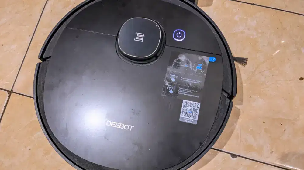 Penyedot debu deebot ozmo 950 series