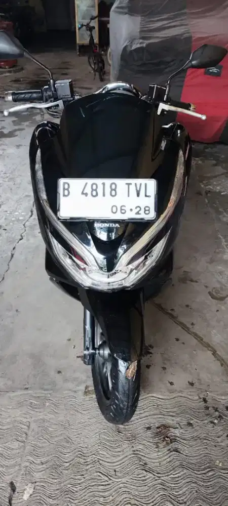 PCX ABS 2018 HITAM