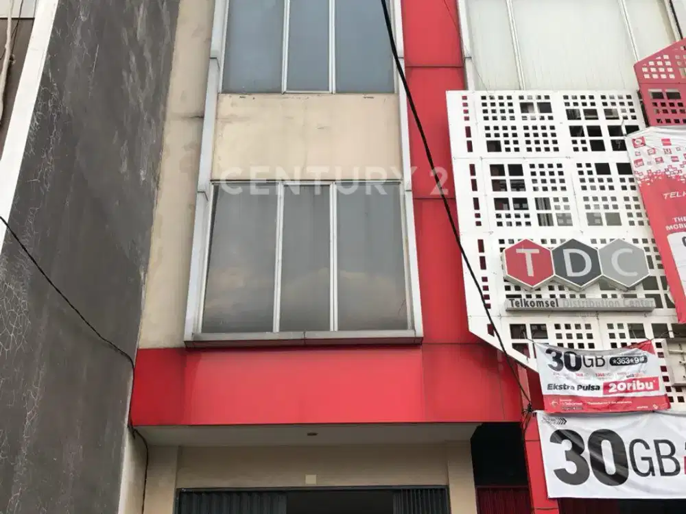 Ruko Pojok Di Pinggir Jalan Raya Rawamangun