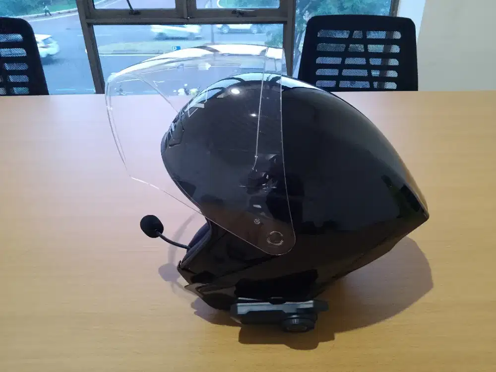 Helm rsv carbon new windtail + intercom y50