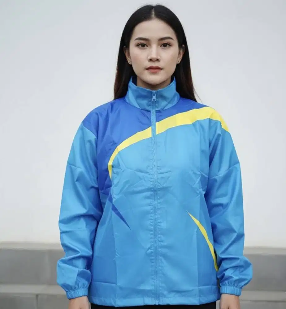 Jaket Parasut Olahraga Unisex