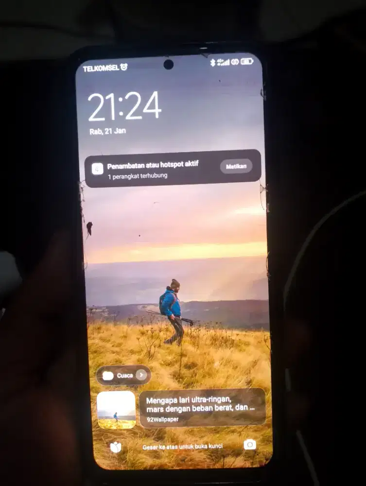 Realme retak tapi masih normal