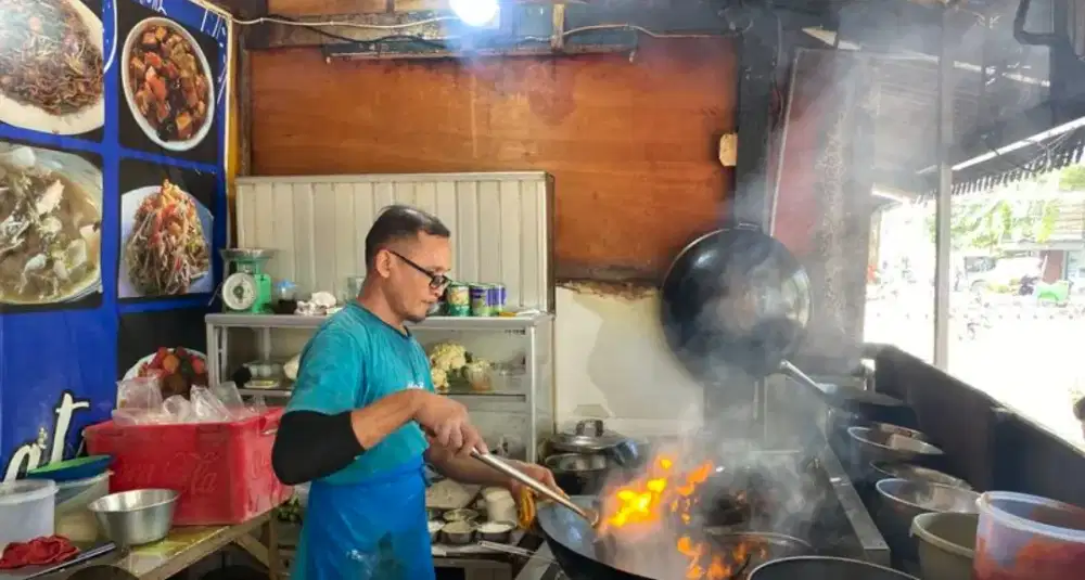Helper dapur Warkop dan Tidak Juru minuman
