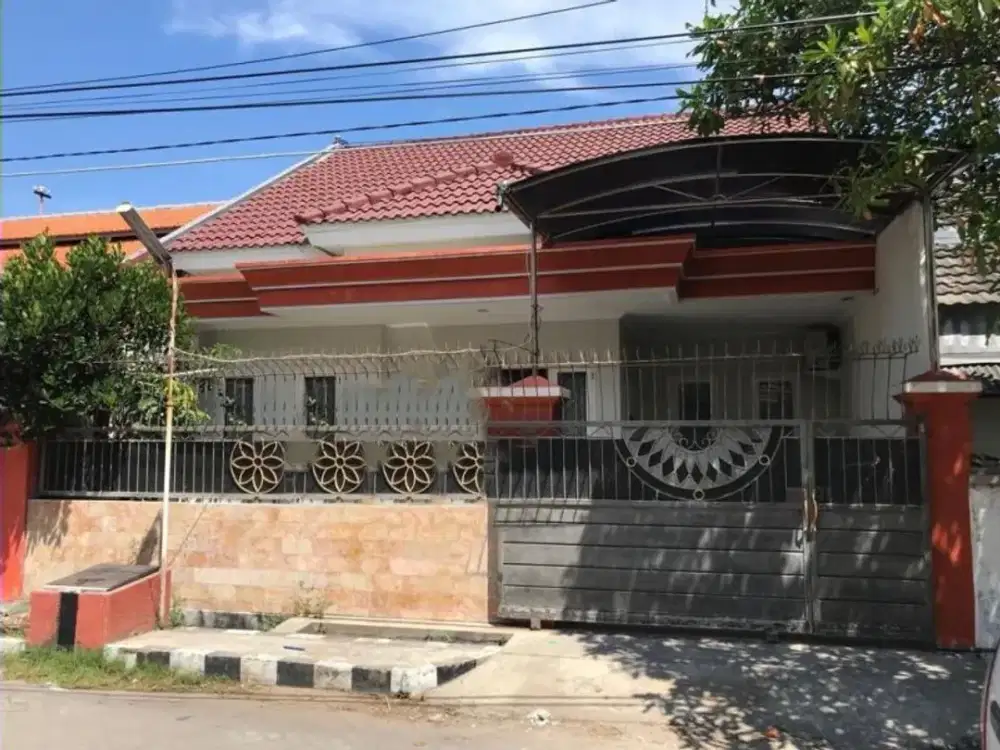 Rumah Sutorejo Timur Hadap Utara STRATEGIS SIAP HUNI