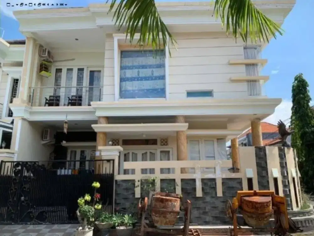 Rumah Mulyosari BPD Minimalis, Row 3 mobil