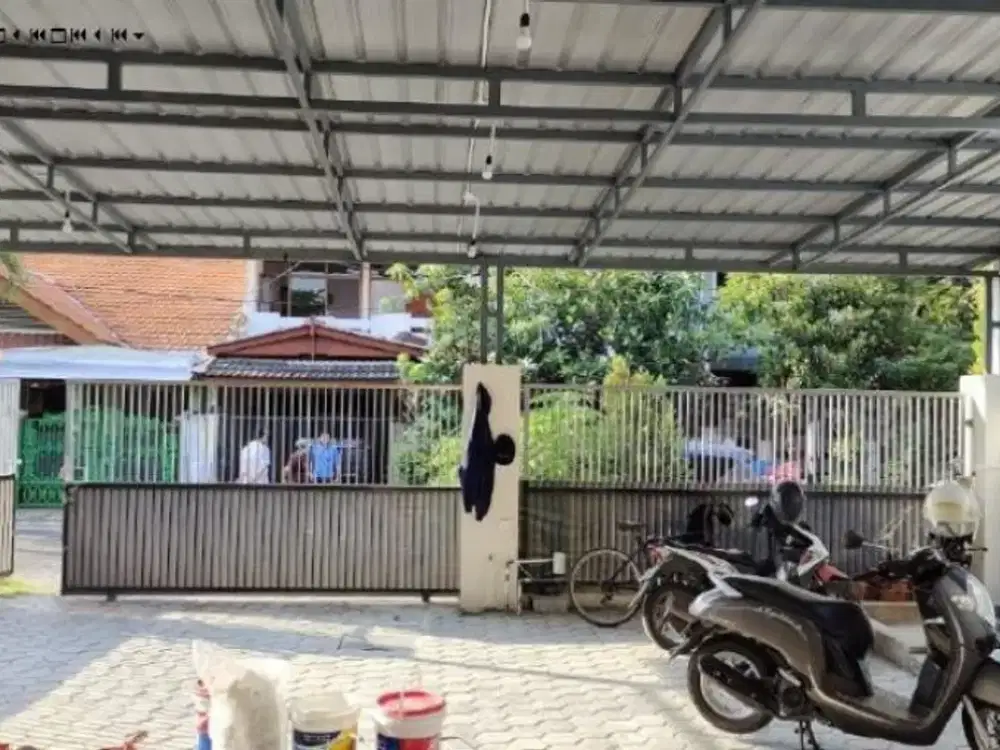 RUMAH BAGUS Baru Renovasi di Rungkut Asri One Gate, Strategis