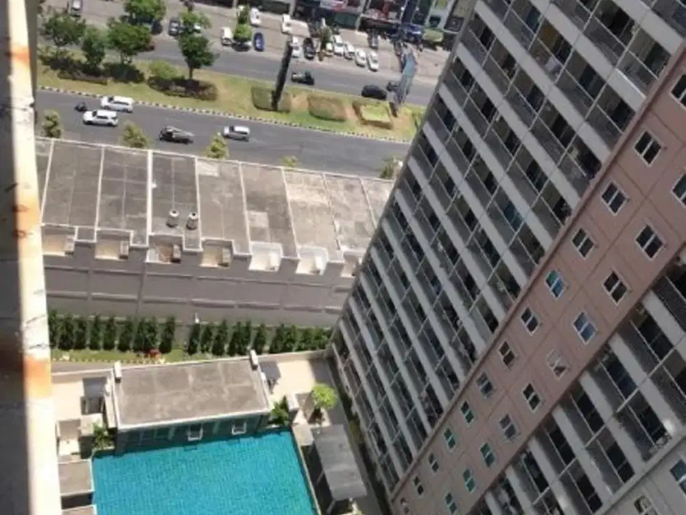 APT Puncak Bukit Golf Surabaya Barat furnish strategis