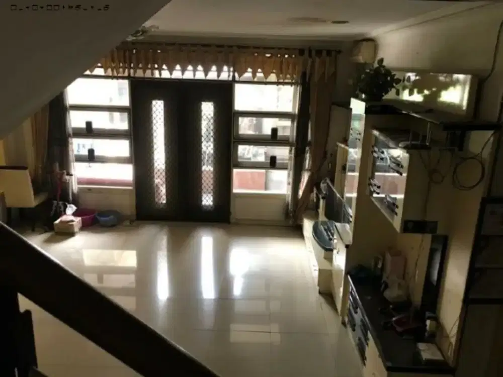 RUMAH NOL JALAN RAYA JEMURSARI, SUPER STRATEGIS, COCOK UNTUK KANTOR