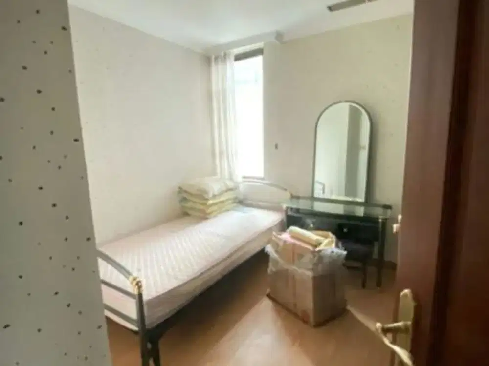 Apt. Kondominium Regency View ke arah TP