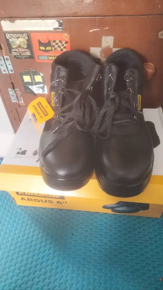 Sepatu krisbow Argus 6