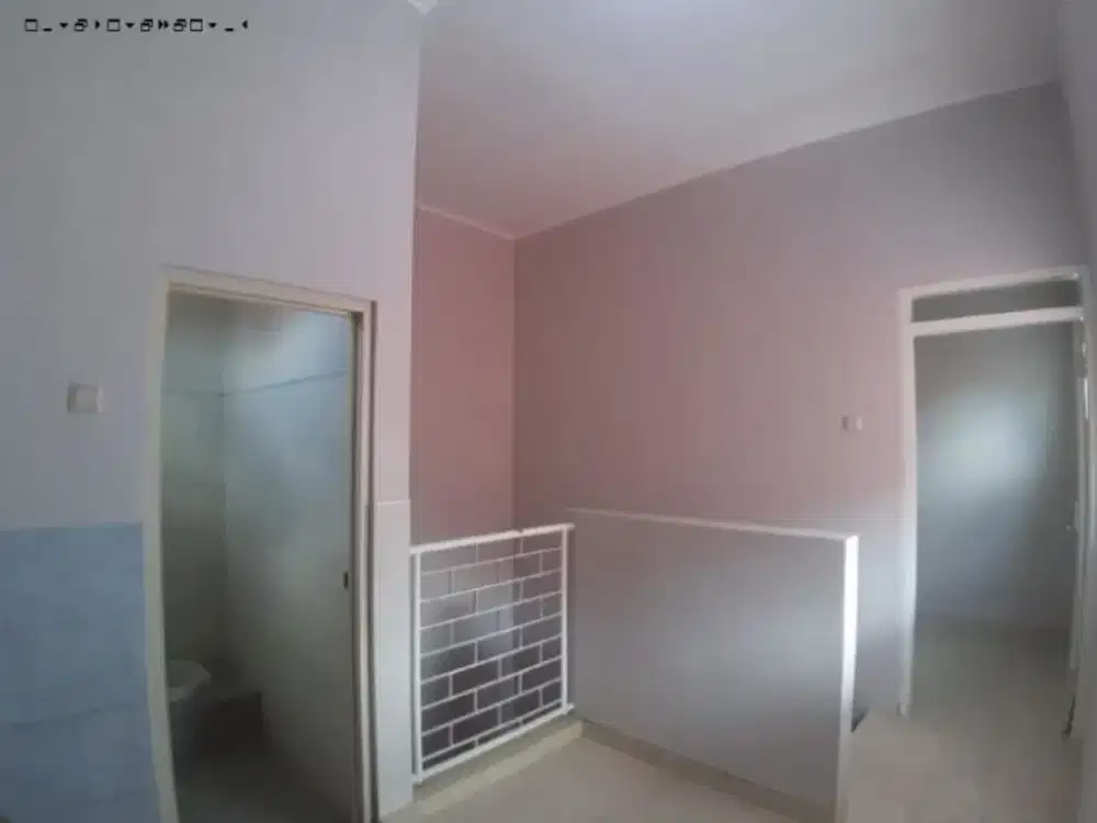 Rumah di Sutorejo selatan Hadap barat Listrik 2200 watt, Strategis