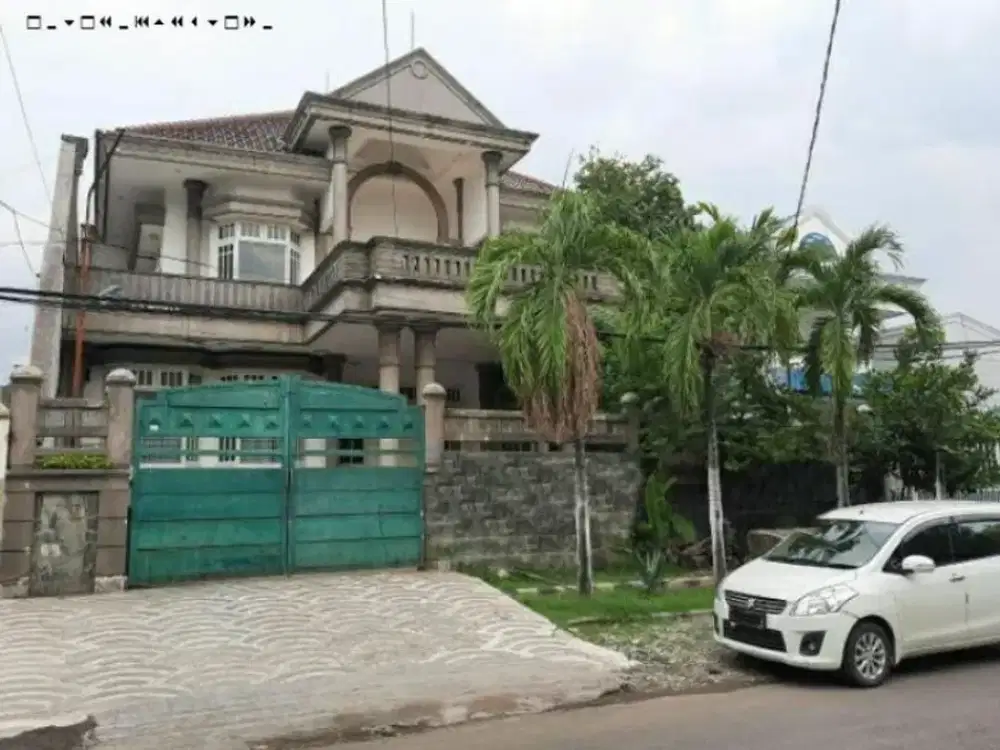 Rumah Jl Opak cocok untuk kantor ex disewa Kedutaan Polandia, Strategis