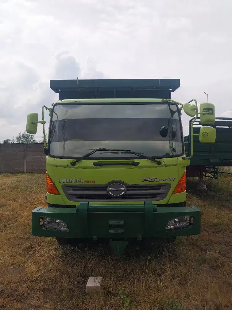 Dijual Hino FG235JL 2014