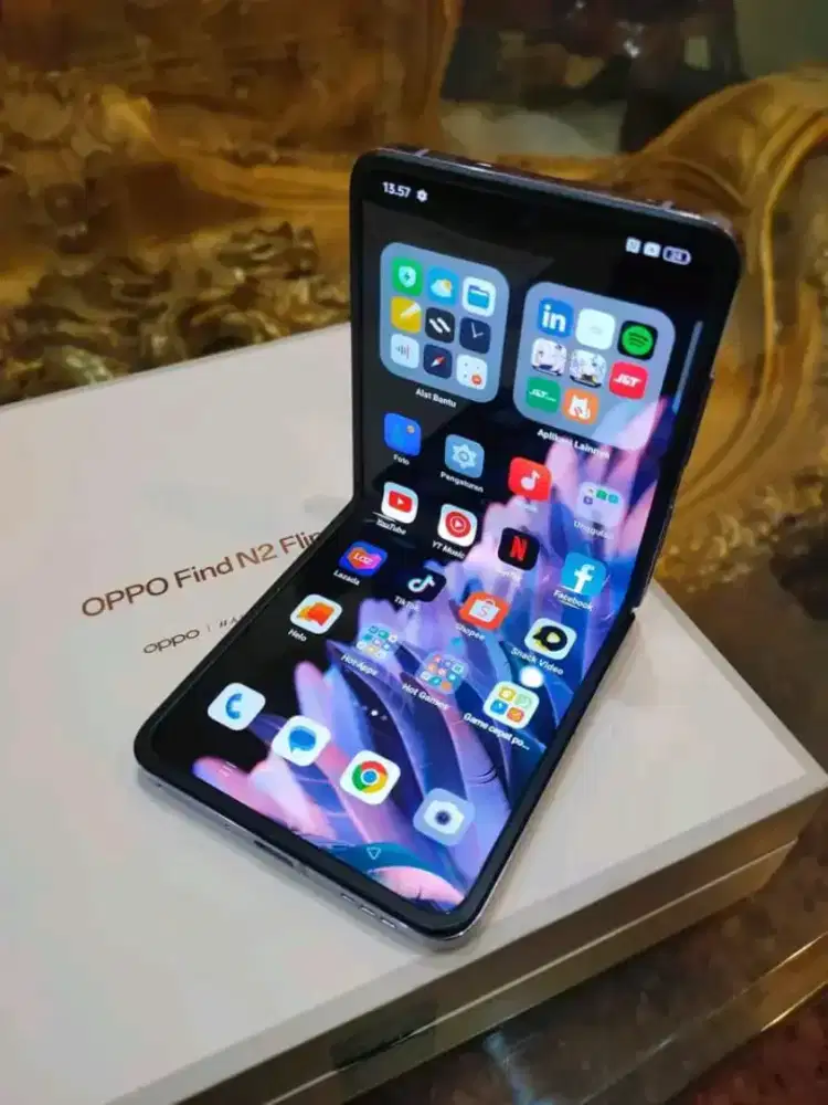 Oppo Find N2 flip 8+256Gb