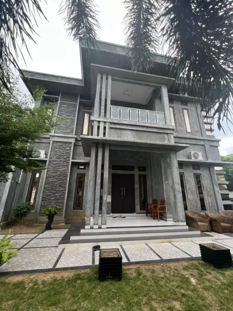 Dijual rumah mewah Lambhuk