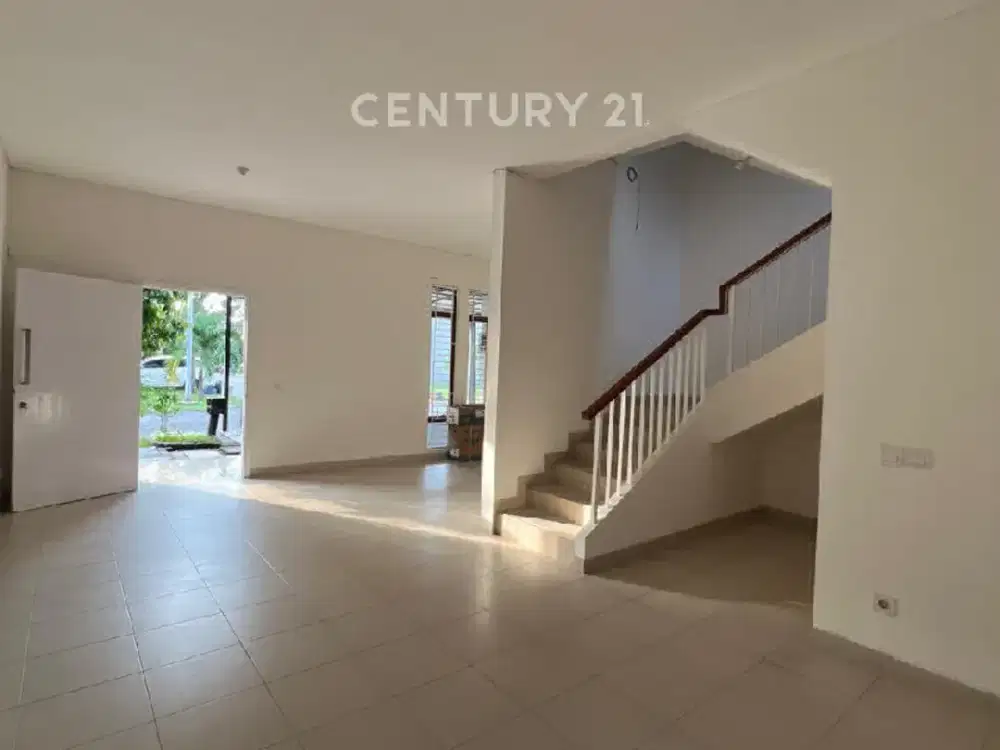 Rumah 2 Lantai Semi Furnished Cluster Alamanda JGC Cakung