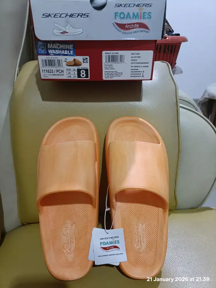 Sandal Wanita Skechers