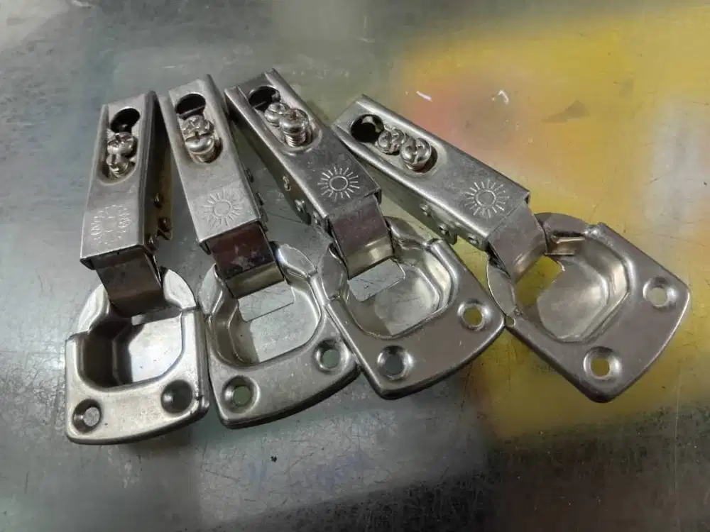 Engsel Sendok Pintu Lemari Laci dll