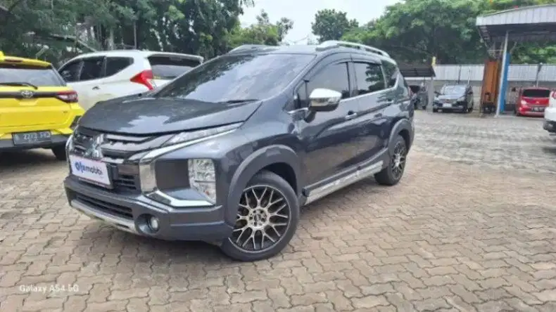 TERMURAH Mitsubishi Xpander 1.5 Cross Bensin-AT 2021 UZF