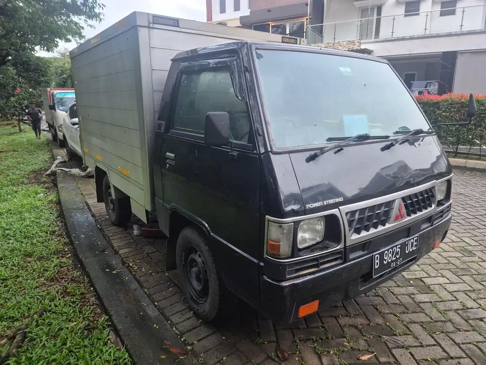 Mitsubishi Colt L300 2011 Diesel