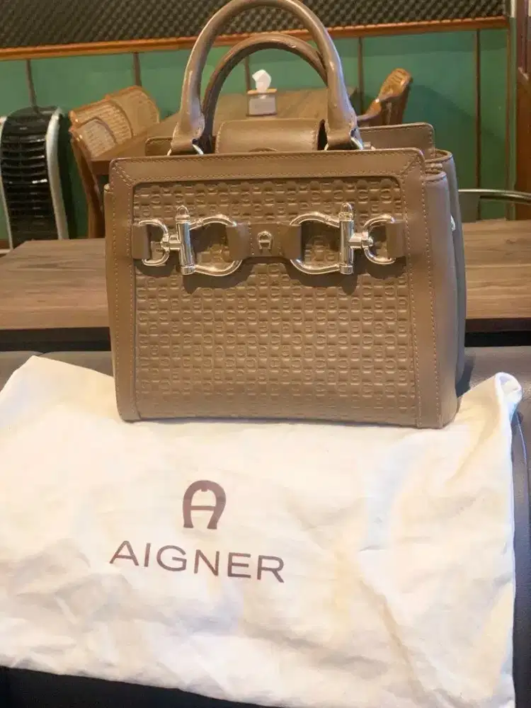 AIGNER Savona Bag