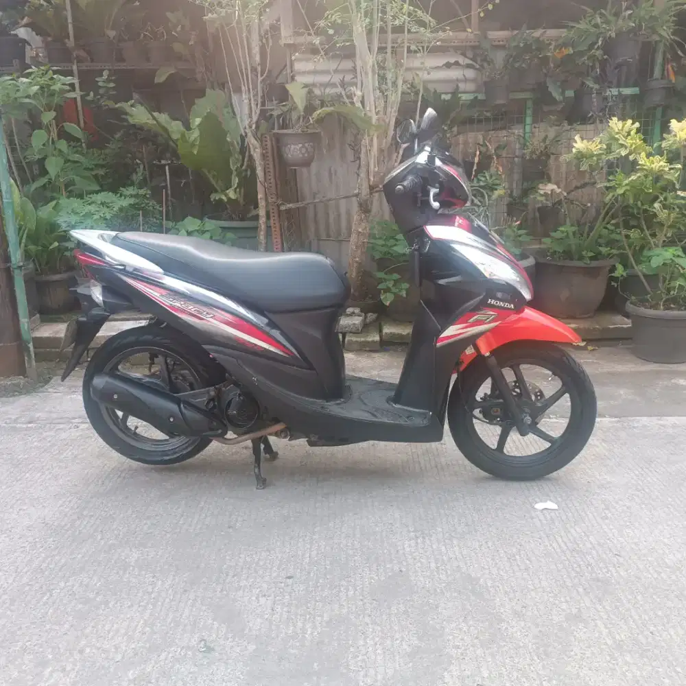 Honda Spacy 2014
