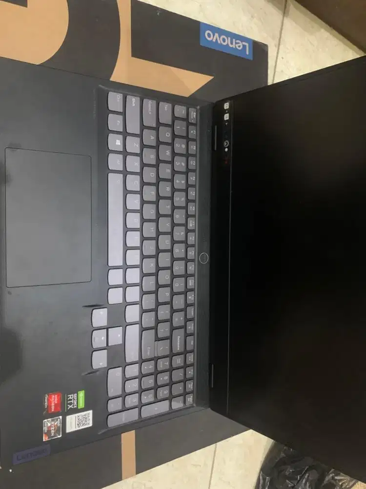 Laptop gaming lenovo legion slim 7 2022 (bisa nego)