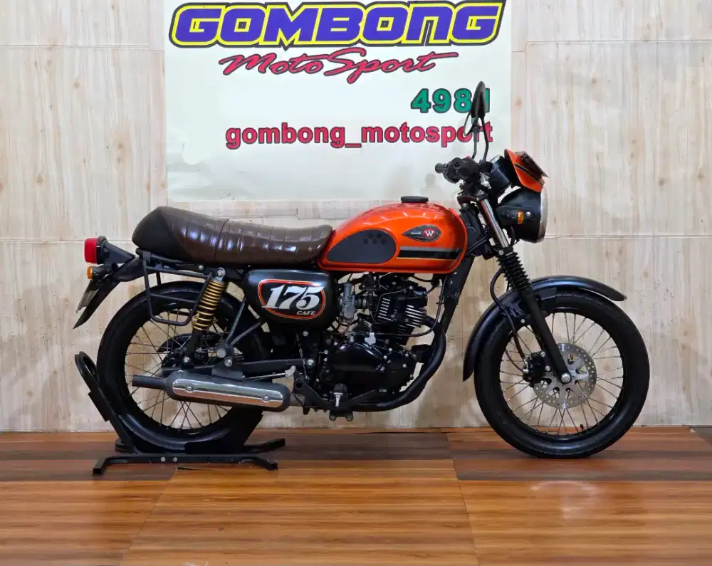 KAWASAKI W 175 CAFE 2021 . W175 . W-175