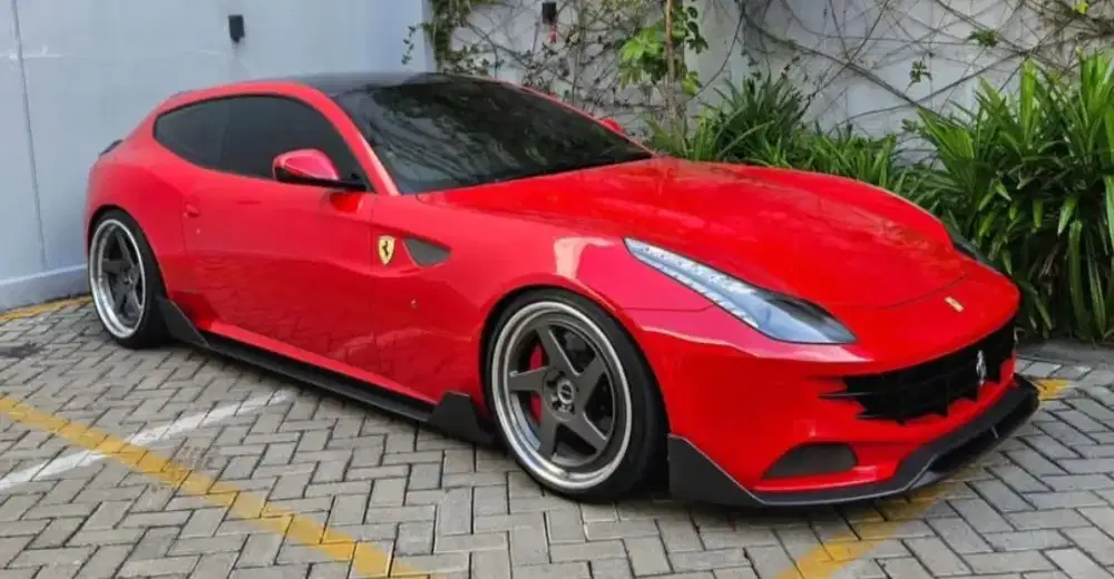 Ferrari FF 2013