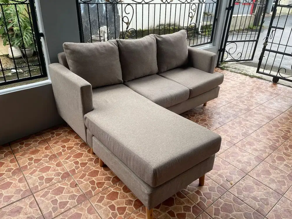 Sofa L coklat kondisi 90%