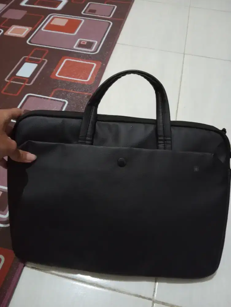 tas laptop masih Bru