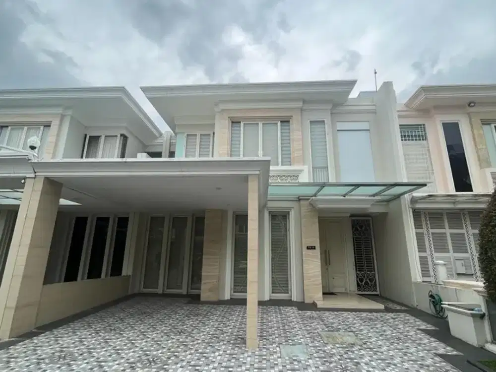 Rumah Grand Island Pakuwon City, Full Furnish, Bagus, Kawasan Favorit