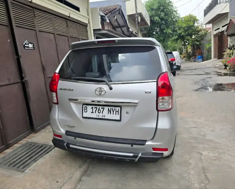 Toyota Avanza Avansa G Matic AT Tahun 2012 Silver , 2013