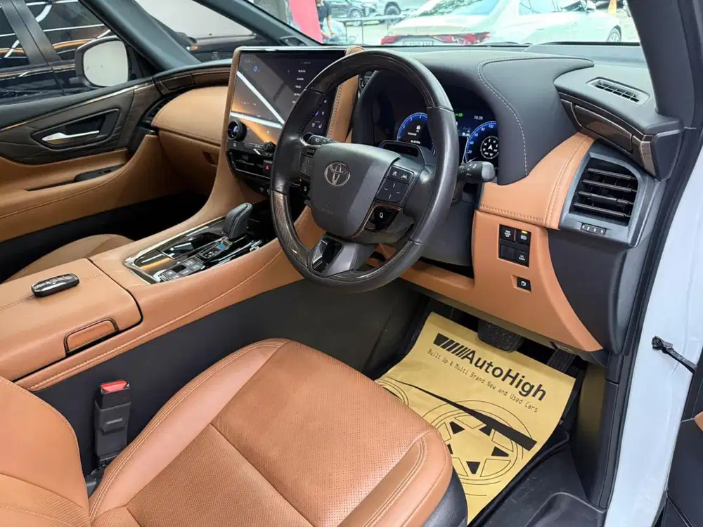 DP10% [Km11.000] Vellfire VIP Hybrid 2024 White Reg 2025 #AUTOHIGH