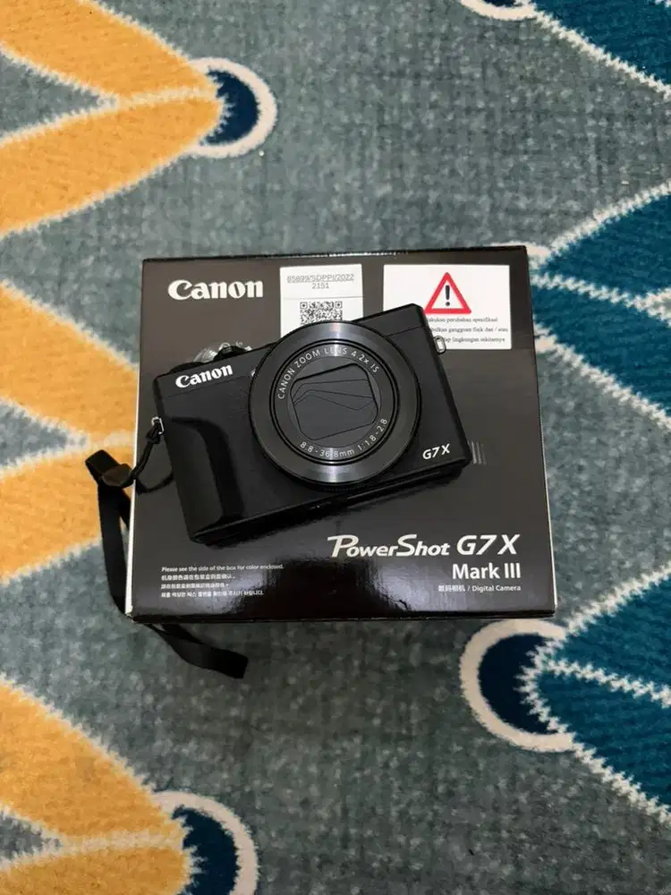 Canon G7X Mark III