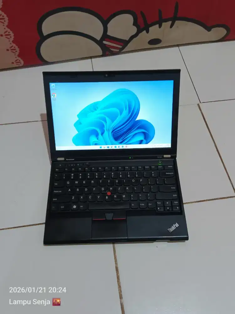 Thinkpad X230 i5 6/128