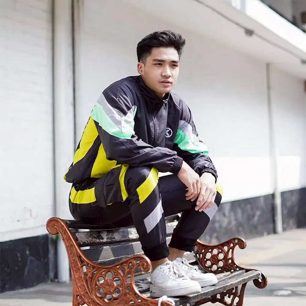 Setelan Baju Olahraga Unisex