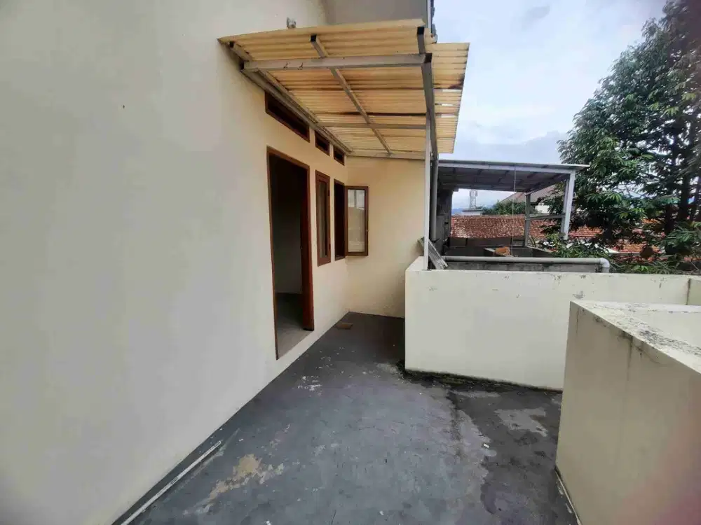 Rumah Sewa Sayap Turangga Strategis  ekonomis