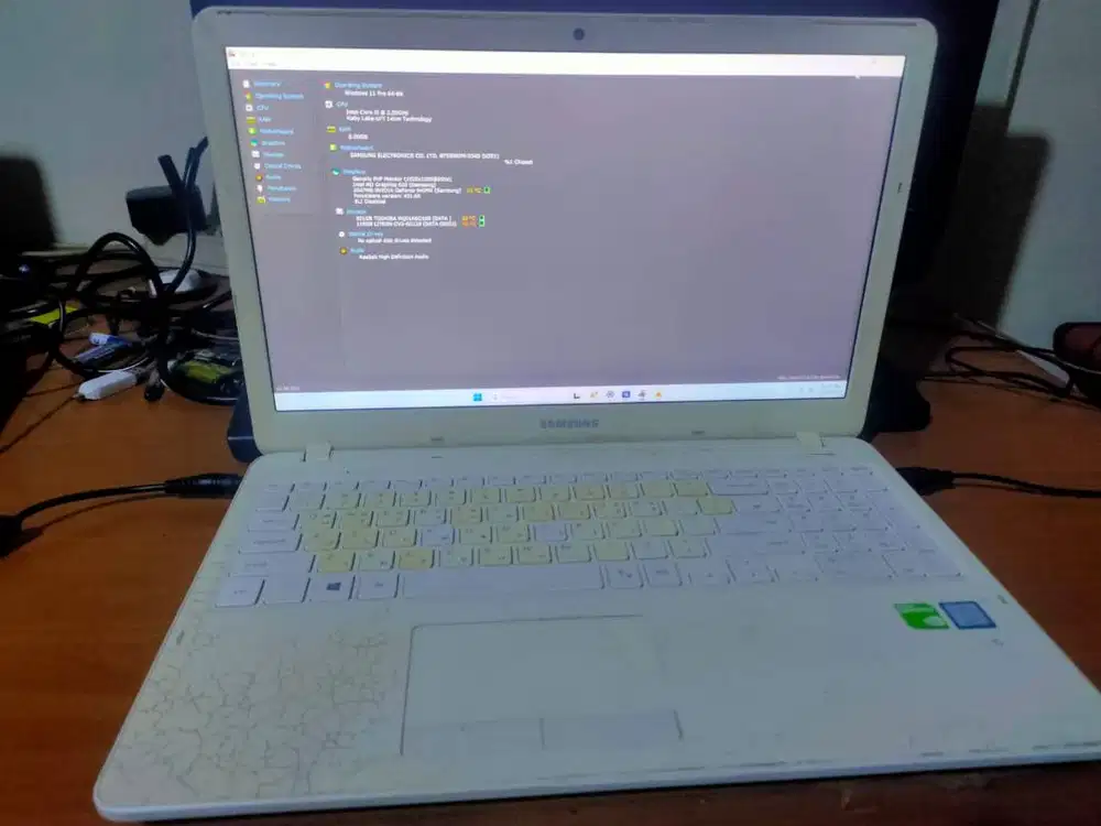 Samsung NT500R5M i5 7200U 8gb Nvidia 940 MX 128+1tb