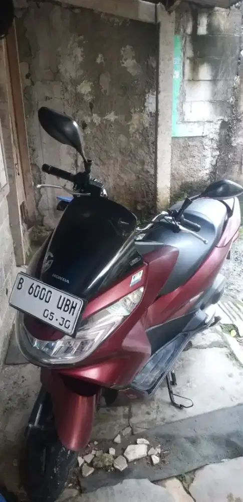 Jual pcx cbu thailand thn 2013