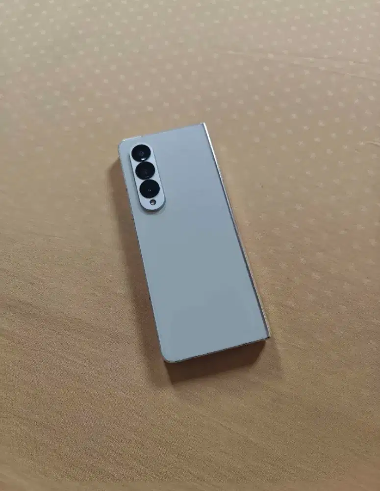 JUAL MURAH Samsung Z Fold 4 512Gb Silver Resmi Sein (-layar dalam)