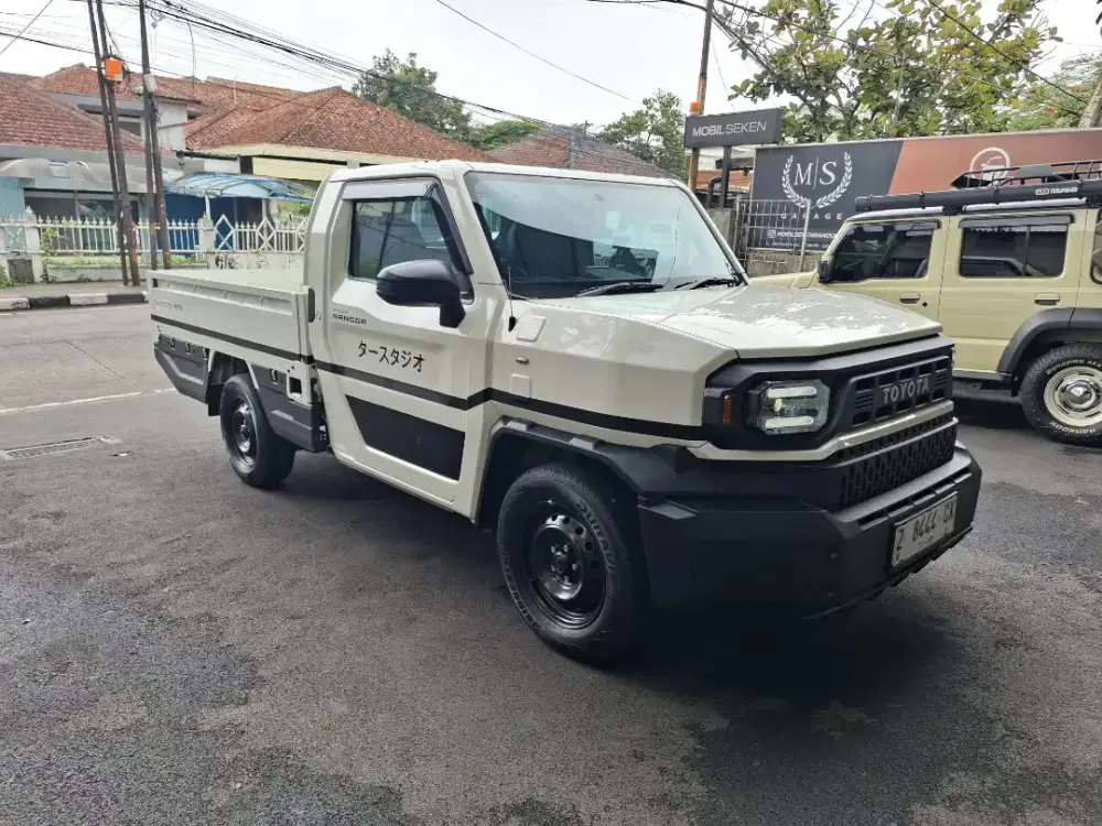Toyota Hilux Rangga Pickup Pick Up AT High Diesel Tgn 1