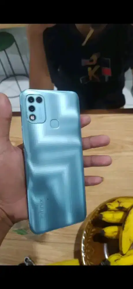 Infinix hot 11 play ram 4/64 No Minus Mulus ..BATANGAN AJA
