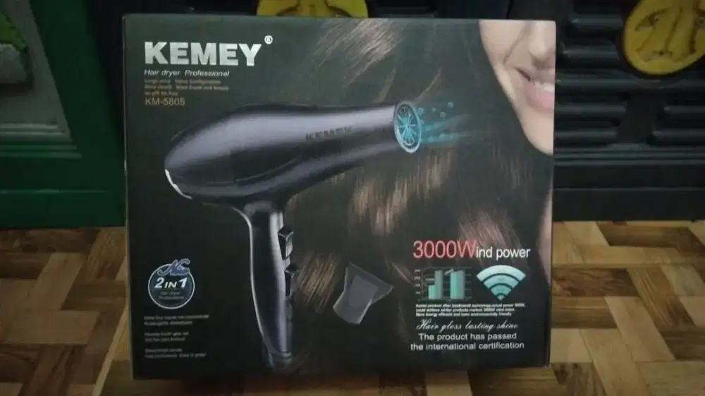 Hair dryer kemey