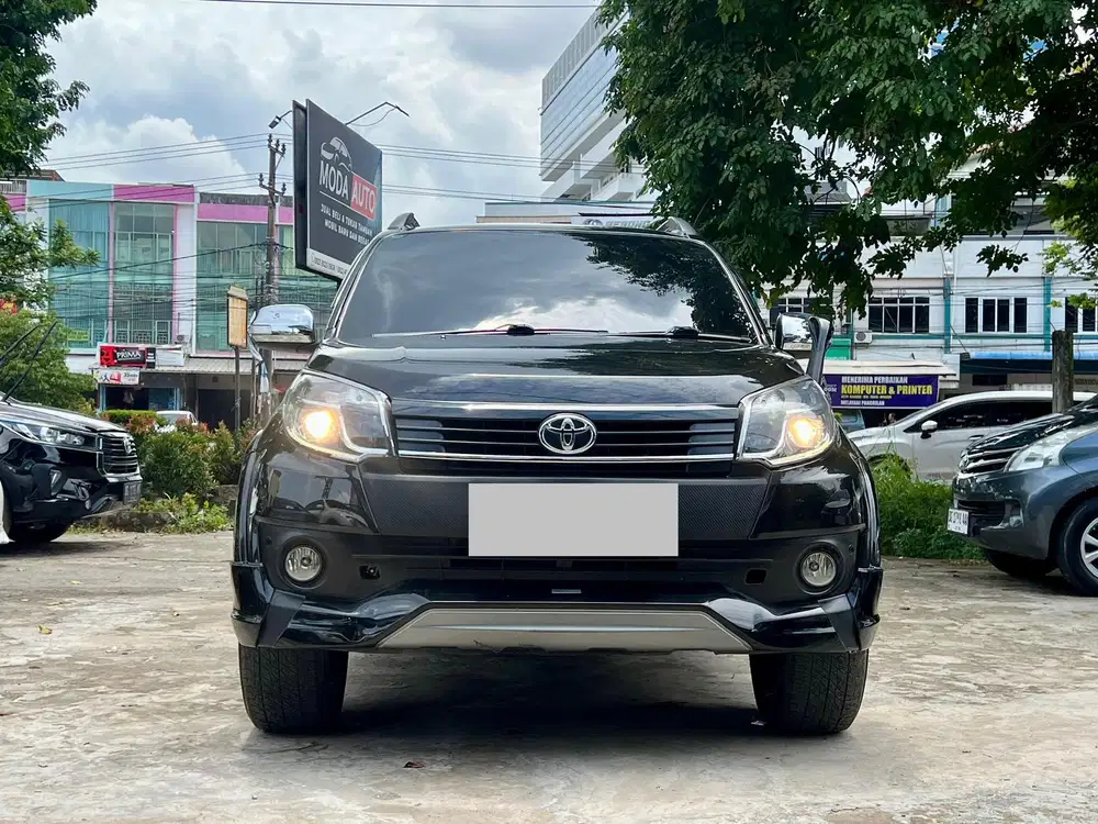 Km 40 rb !! Toyota Rush 1.5 Trd MT 2015/2016